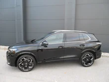 VW Tiguan R-Line TDI 4MOTION DSG in Grenadillschwarz Metallic