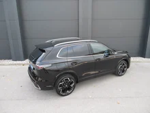 VW Tiguan R-Line TDI 4MOTION DSG in Grenadillschwarz Metallic