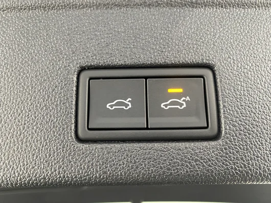 Bild eines VW Touareg R eHybrid TSI 4MOTION