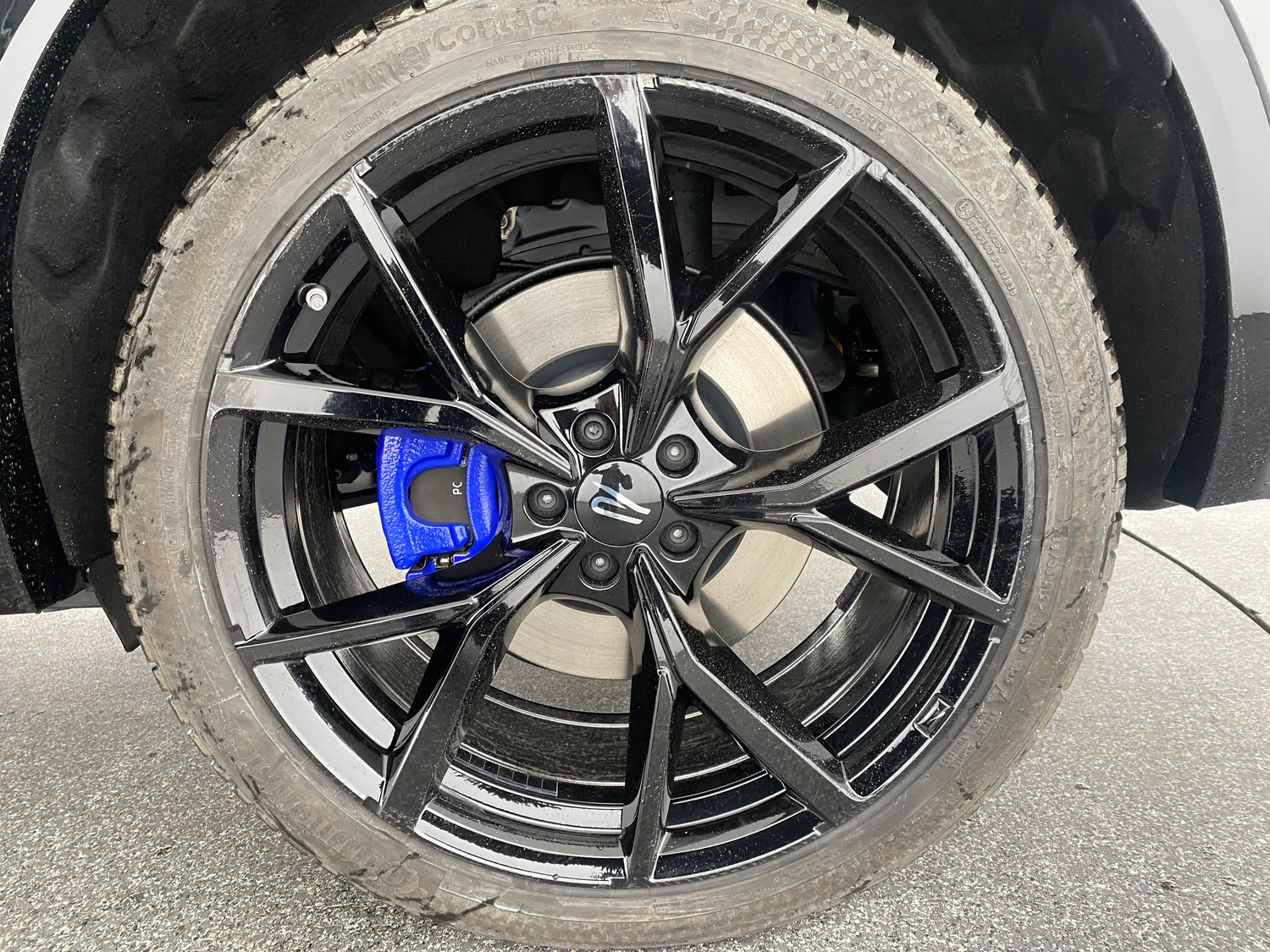 Bild eines VW Touareg R eHybrid TSI 4MOTION