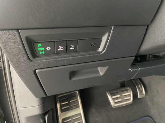 Bild eines VW Touareg R eHybrid TSI 4MOTION