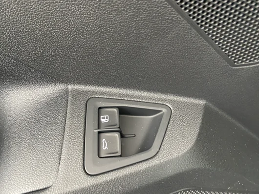 Bild eines VW Touareg R eHybrid TSI 4MOTION