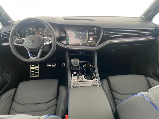 Bild eines VW Touareg R eHybrid TSI 4MOTION