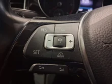 VW Golf Sportsvan Highline TDI DSG in Atlantic Blue Metallic