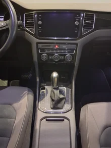 VW Golf Sportsvan Highline TDI DSG in Atlantic Blue Metallic