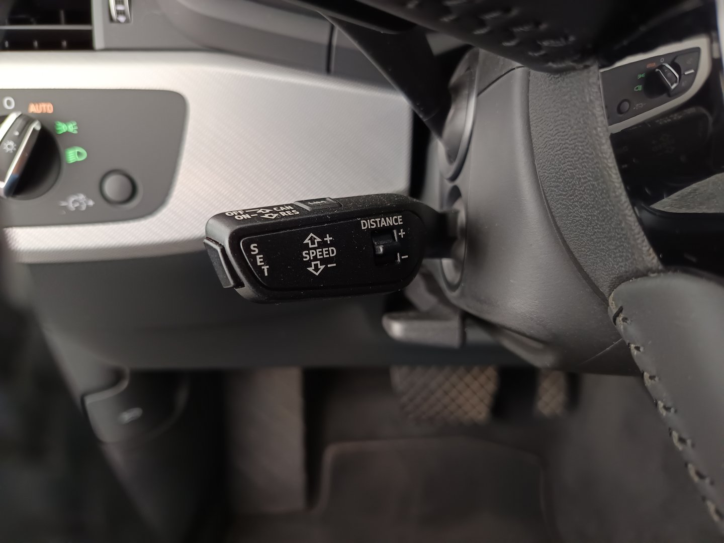 Audi A4 Avant 40 TDI quattro | Bild 18 von 35