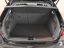 Audi A1 Sportback 25 TFSI intense in Mythosschwarz Metallic