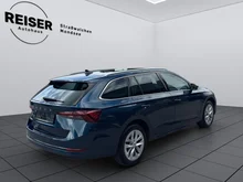 Škoda Octavia Combi Style TDI DSG in Lava-Blau Metallic