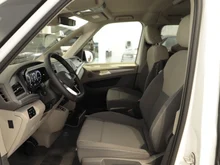 VW Multivan Edition ÜH eHybrid 180 kW 4M in Candyweiß/Dach Deepblack