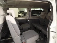 VW Multivan Edition ÜH eHybrid 180 kW 4M in Candyweiß/Dach Deepblack