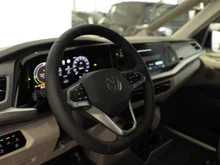 VW Multivan Edition ÜH eHybrid 180 kW 4M in Candyweiß/Dach Deepblack
