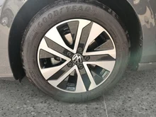 VW Golf Variant Business mHeV DSG in Delfingrau Metallic
