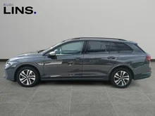 VW Golf Variant Business mHeV DSG in Delfingrau Metallic