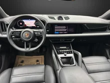 Porsche Cayenne Coupe E-Hybrid in chromitschwarzmetallic
