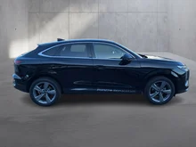 Audi Q3 Sportback TFSI 110 kW  intense in Mythosschwarz Metallic