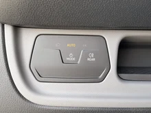 VW ID Buzz ID. Buzz Cargo Pure Entry 140 kW in Grenadillschwarz