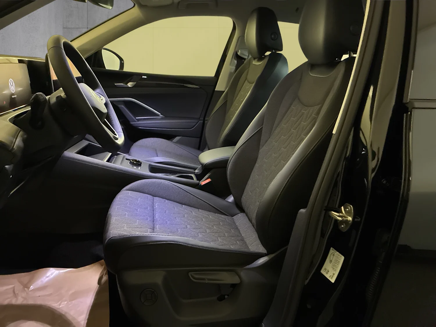 Bild eines VW Tiguan Friends eHybrid DSG 150 kW