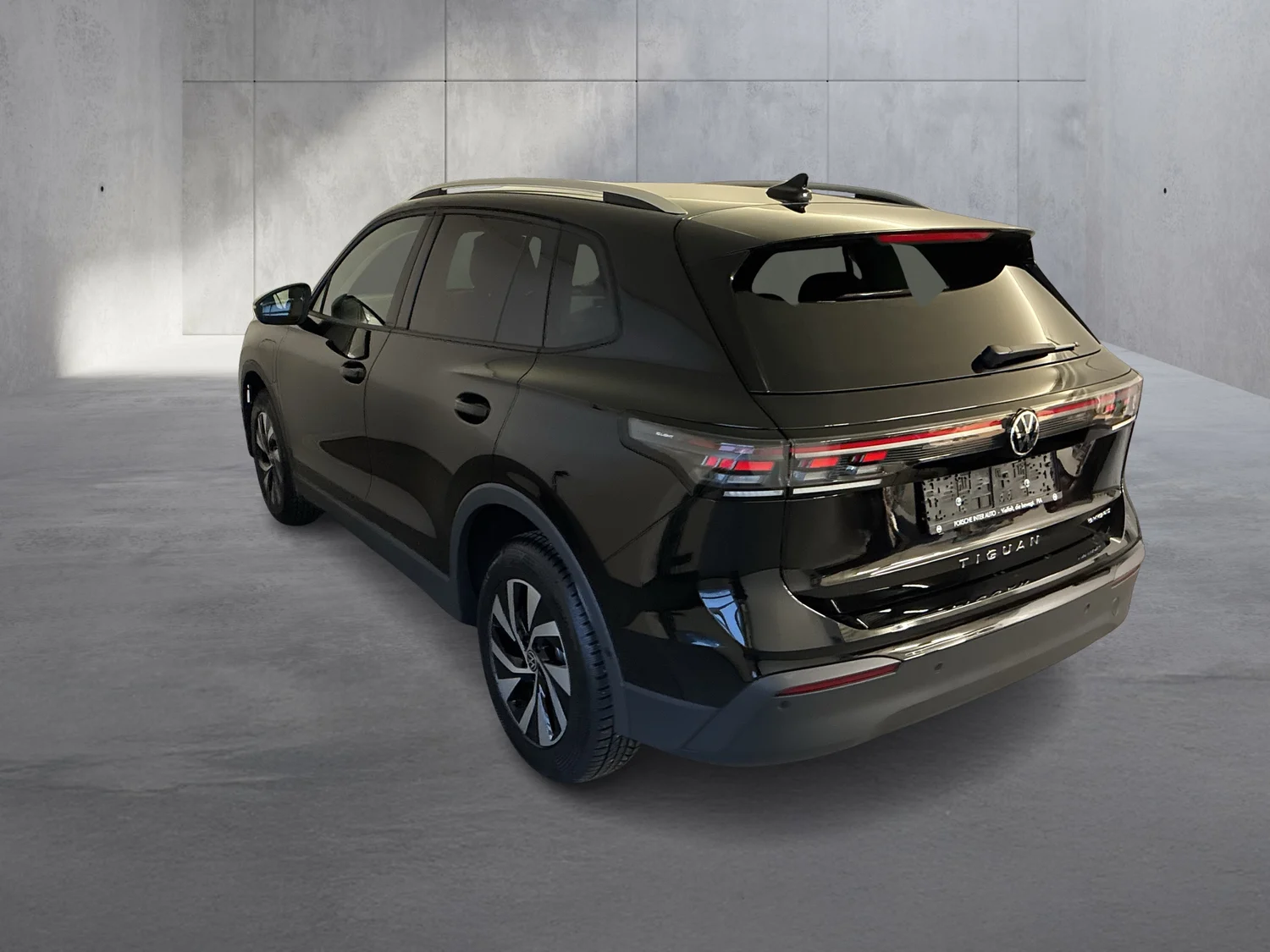 Bild eines VW Tiguan Friends eHybrid DSG 150 kW