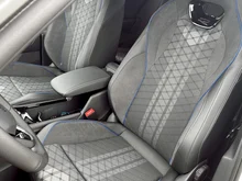VW Tiguan Sport TDI DSG in Pure White