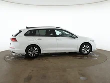 VW Golf Variant Life mHeV TSI DSG in ORYXWEISS PERLMUTTEFFEKT