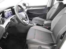 VW Golf Variant Life mHeV TSI DSG in ORYXWEISS PERLMUTTEFFEKT