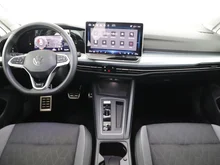 VW Golf Variant Life mHeV TSI DSG in ORYXWEISS PERLMUTTEFFEKT