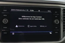 VW T-Roc Design TDI in Pure White