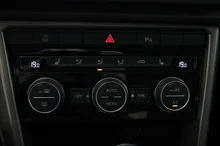 VW T-Roc Design TDI in Pure White
