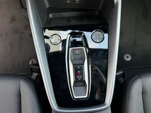 Audi A3 Sportback 30 TFSI in H1 Manhattangrau Metallic