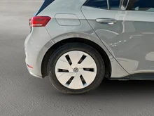VW ID.3 Pro 107 kW Business in Mondsteingrau Dach schwarz