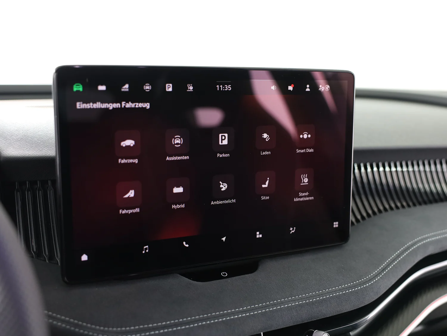 Bild eines Škoda Superb Combi Sportline iV TSI DSG
