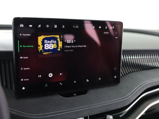 Bild eines Škoda Superb Combi Sportline iV TSI DSG