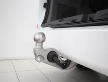 VW Caravelle Life TDI in Clear White