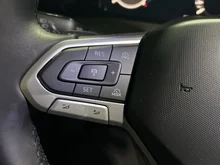 VW Golf Rabbit mHEV DSG in Grenadillschwarz Metallic