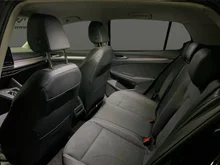 VW Golf Rabbit mHEV DSG in Grenadillschwarz Metallic