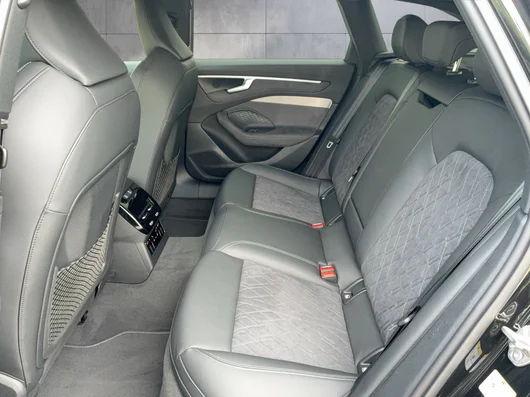Bild eines Audi A6 Avant e-hybrid quattro 220 kW