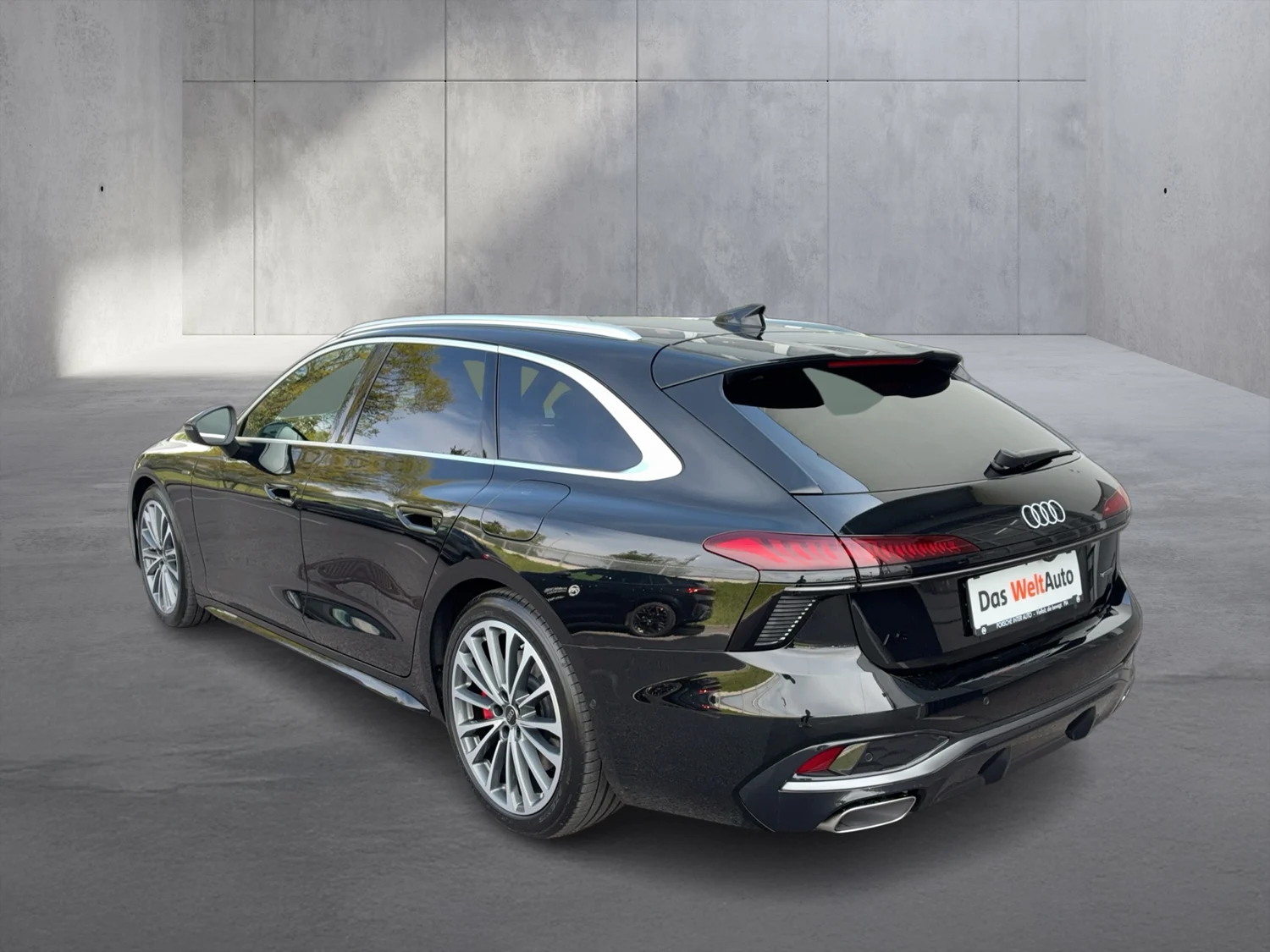 Bild eines Audi A6 Avant e-hybrid quattro 220 kW