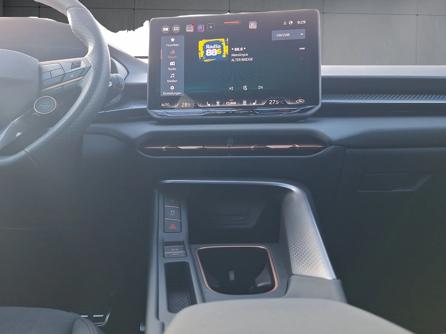 Bild eines CUPRA Terramar 1.5 e-TSI 150 PS DSG