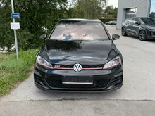 VW Golf GTI Performance DSG in Deep Black Perleffekt