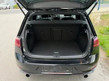 VW Golf GTI Performance DSG in Deep Black Perleffekt