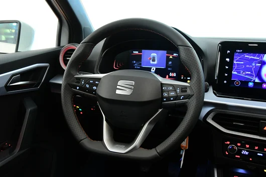 Bild eines Arona FR 1.0 TSI