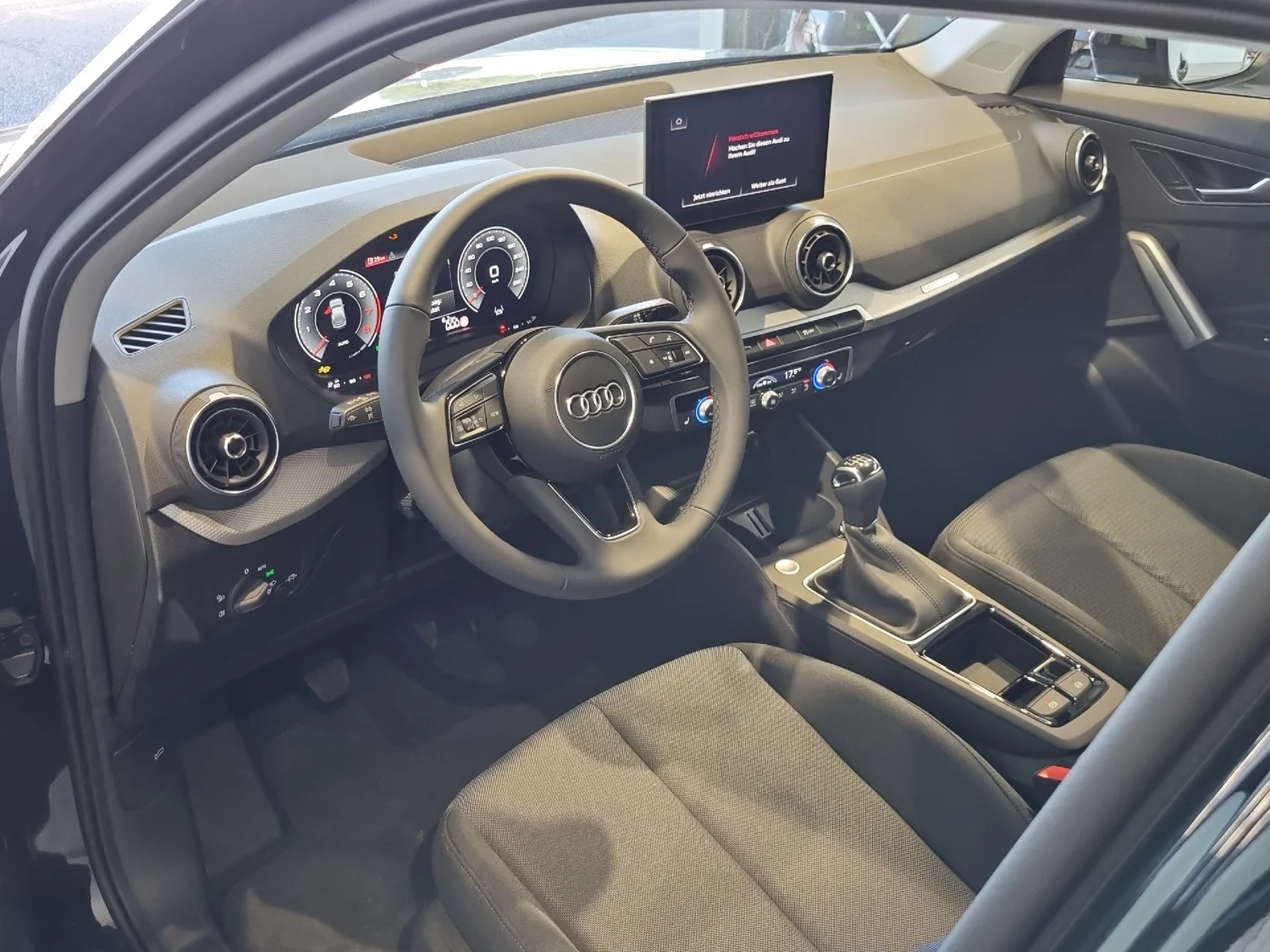 Bild eines Q2 30 TFSI admired