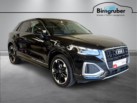 Audi Q2 30 TFSI admired