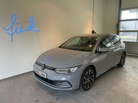 VW Golf Life TSI