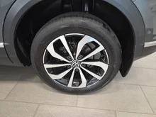 VW T-Roc Style TSI in Indium Grau Metallic