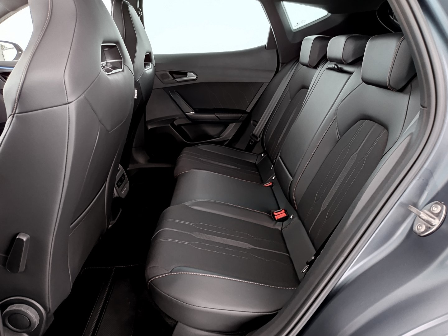 CUPRA Formentor VZ e-HYBRID 245 PS DSG | Bild 34 von 38