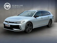VW Passat Variant Sport TDI DSG in Oyster Silver Metallic