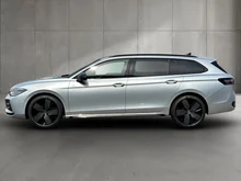 VW Passat Variant Sport TDI DSG in Oyster Silver Metallic