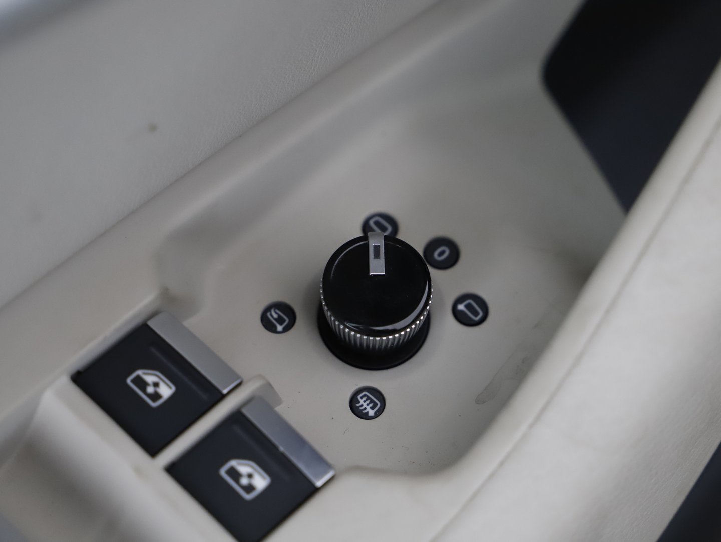 Audi A6 Avant 40 TDI Sport | Bild 11 von 29