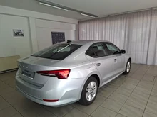 Škoda Octavia Ambition TDI in Brillant-Silber Metallic